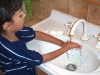 Washing hands02.jpg
